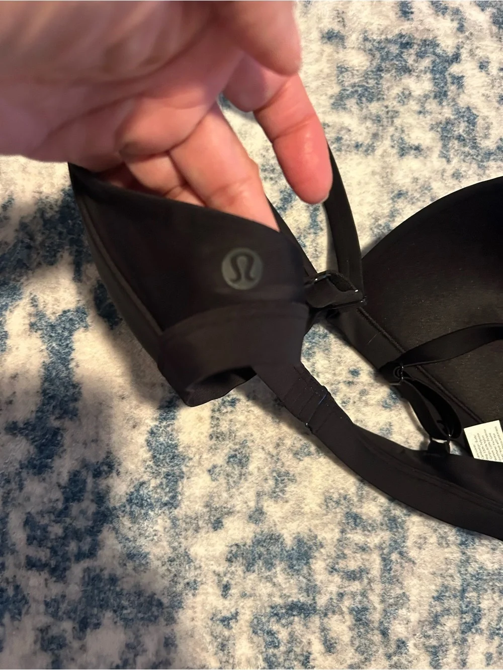 lululemon athletica • Black Wireless Light-Support Bra • 8 - Picture 6 of 8